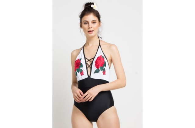 Siap Jadi Pusat Perhatian? The Shonet Punya 5 Rekomendasi Monokini untuk Kamu! (3)