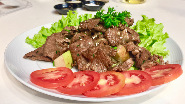 Beef Sukiyaki Sehat ala Chef Reza Mahani. (Foto: Safira Maharani/kumparan)