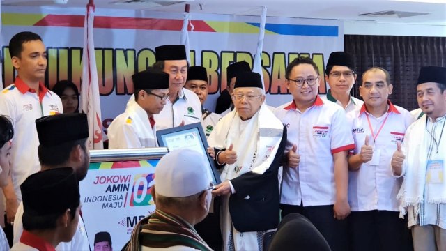 Cawapres nomor urut 01, Ma'ruf Amin hadiri deklarasi dukungan milenial Kalimantan Selatan. (Foto: Dok. tim media Ma’ruf Amin)