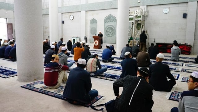 Suasana di dalam Masjid di kota Quanzhou. (Foto: Feby Dwi Sutianto/kumparan)
