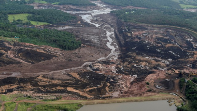 Gambar udara kondisi di sekitar bendungan Vale SA yang jebol, di Brumadinho, Brasil. (Foto: REUTERS/Washington Alves)