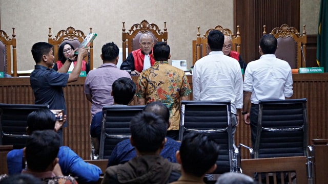 Sidang, Irwandi Yusuf, Tipikor