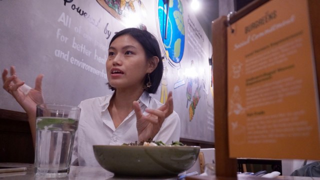 Founder Burgreens, Helga Angelina