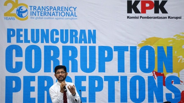 Wakil ketua KPK Laode M Syarif menjadi pembicara pada acara peluncuran Corruption Perceptions Index 2018 di Gedung KPK, Jakarta, Selasa (29/1). (Foto: Jamal Ramadhan/kumparan)