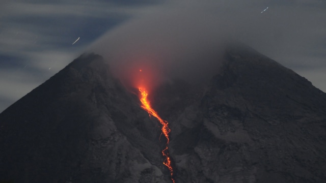 Gunung Merapi, lava pijar