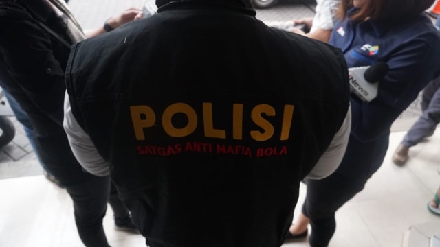 Satgas Anti mafia bola di kantor PSSI. Foto: Irfan Adi Saputra/kumparan
