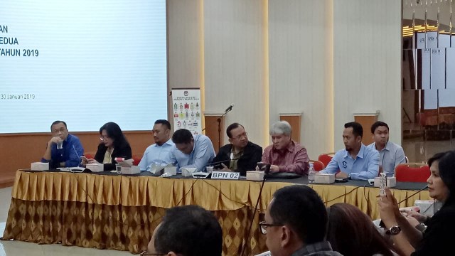 Rapat pleno persiapan Debat Kedua Pemilu 2019 di kantor KPU. (Foto: Fadjah Hadi/kumparan)