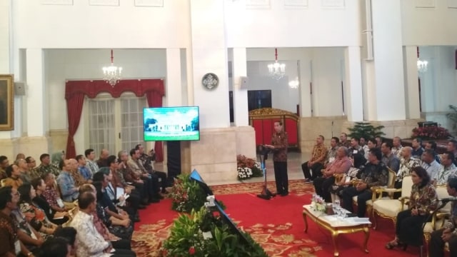 Suasana pertemuan Presdien Jokowi dengan perwakilan nelayan di Istana Negara.  (Foto: Yudhistira Amran Saleh/kumparan )