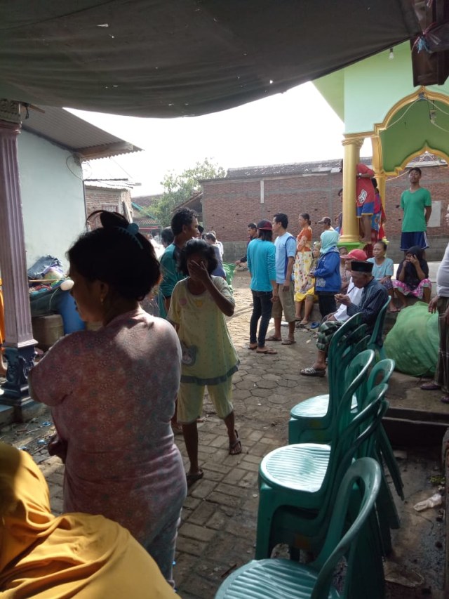 Suasana di rumah duka.  (Foto: Dok. Basarnas Jateng)