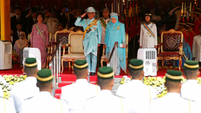 Raja baru Malaysia, Sultan Abdullah Sultan Ahmad Shah saat menghadiri acara pelantikan  di Kuala Lumpur, Malaysia. (Foto: REUTERS/Lai Seng Sin)