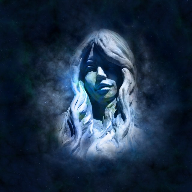 horoscope-641920.jpg