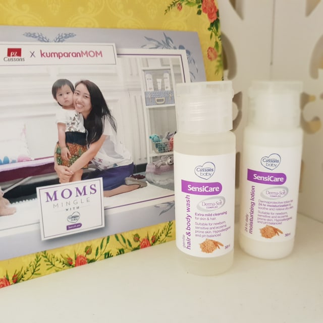 Cussons Baby Sensicare, Perawatan Untuk Kulit Sensitif Si Kecil (127753)