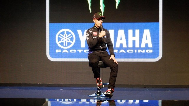 Maverick Vinales dalam acara rilis tim Monster Energy Yamaha MotoGP 2019 di Jakarta, Senin (4/2). Foto: Karina Nur Shabrina/kumparan