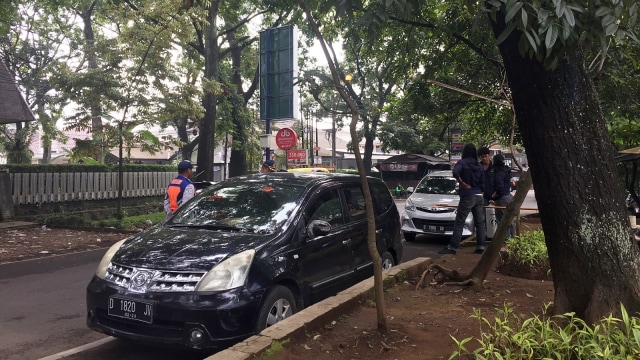 Suasana parkiran di Jalan Teuku Umar, Bandung. Foto: Okky Ardiansyah/kumparan