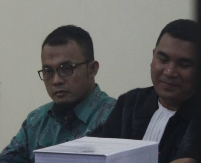 Anggota DPRD Provinsi Lampung Agus BN saat menjalani persidangan di Pengadilan Tipikor Kelas IA Tanjungkarang, Bandar Lampung, Kamis, 7 Februari 2019 | Obbie Fernando/Lampunggeh.co.id