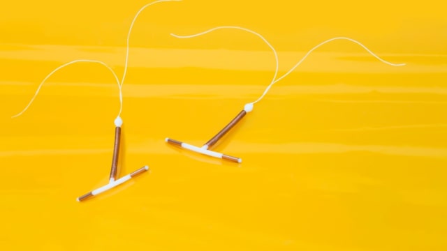 Ilustrasi alat KB spiral atau IUD Foto: Shutterstock