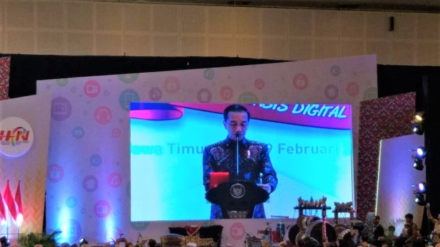 Presiden Jokowi saat memberikan pidato di acara Hari Pers Nasional 2019 di Grand City Surabaya. Foto: Fadjar Hadi/kumparan