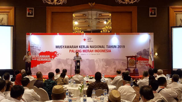 Wakil Presiden Jusuf Kalla saat pembukaan Musyawarah Kerja Nasional PMI di Hotel Arya Duta, Jakarta Senin (11/2). Foto: Kevin Kurnianto/kumparan