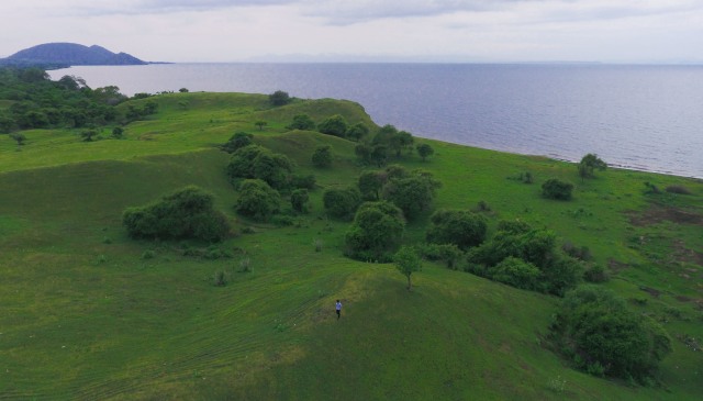 Pemandangan dari Bukit Kecil di Sarae Nduha Foto: Ikhsan Hanif