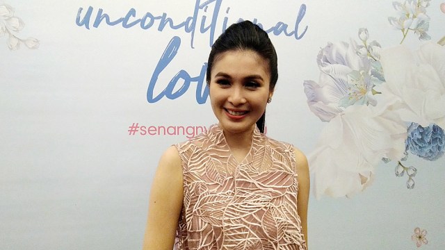 Sandra Dewi