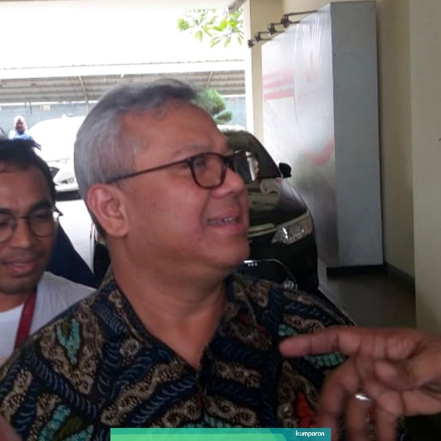 Ketua KPU Arief Budiman di DKPP, Rabu (13/2). Foto: Fadjar Hadi/kumparan