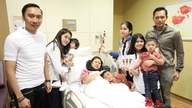 Anak, menantu, hingga cucu SBY dan Ani Yudhoyono (Foto: Instagram/@annisayudhoyono)