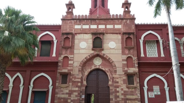 Aligarh Muslim University, Kampus Islam Tertua di Asia Selatan (200033)