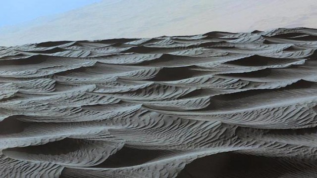 Permukaan Mars yang bergelombang dan misterius Foto: NASA/JPL-CALTECH/MSSS
