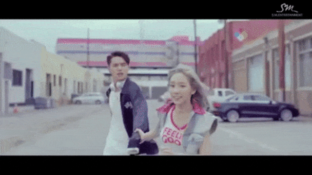 Lagu K-Pop duet romantis untuk valentine Foto: Youtube SMTown