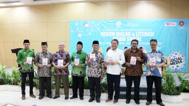Muhammadiyah luncurkan buku Fikih Informasi