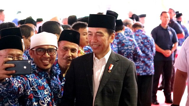 Hadiri Milad Ke-109, Jokowi Apresiasi Kontribusi Muhammadiyah Untuk ...