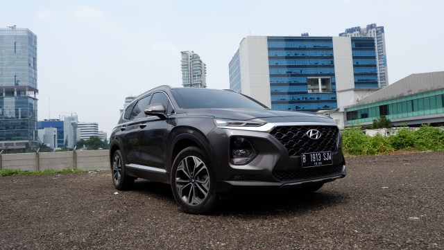 Kenali 10 Perbedaan Hyundai Santa Fe Sebelum dan Sesudah Facelift (388108)
