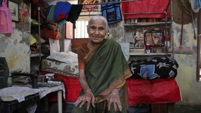 Hotel di India sediakan tempat untuk mereka yang menanti ajal. Wanita 86 tahun bernama Vimla Devi telah menginap di Mumukshu selama 40 tahun. (Foto: aljazeera)