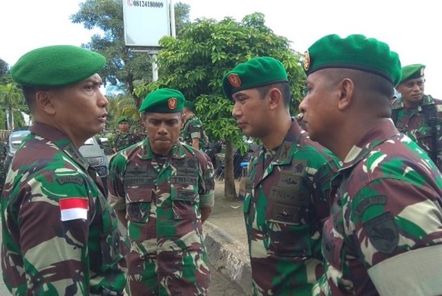 Komandan Korem 172/PWY, Kolonel Inf Jonathan Binsar Sianipar bersama jajaran. (BumiPapua.com/Katharina)