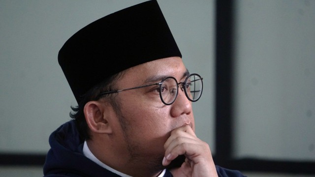 Juru Bicara BPN Prabowo-Sandi, Dahnil Anzar Simanjuntak mengomentari soal kritikan yang menyebut Prabowo Subianto pesimistis. Foto: Nugroho Sejati/kumparan