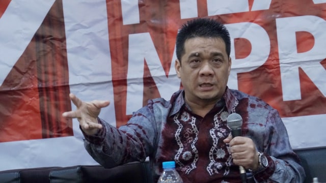 Politisi Gerindra, Ahmad Riza Patria pada saat mengisi acara diskusi dengan tema 'Potensi Golput di Pemilu 2019' di Komplek Parlemen, Jakarta, Senin (18/2). Foto: Fanny Kusumawardhani/kumparan