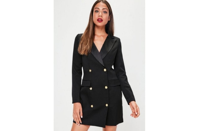 5 Blazer Ini Bisa Bikin Office Look Kelihatan Stylish Dan Chic Kumparan Com 5 Blazer Ini Bisa Bikin Office Look Kelihatan Stylish Dan Chic Kumparan Com