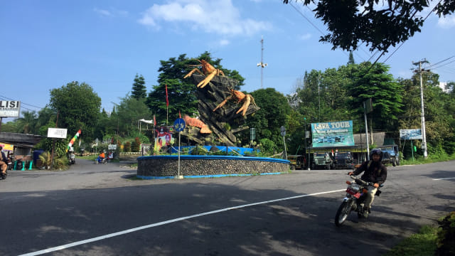 Status Siaga, Objek Wisata Di Lereng Gunung Merapi Ditutup Untuk ...