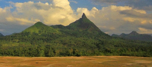 Bukit_Jempol.jpg