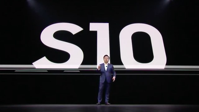DJ Koh, President of Samsung Electronics, meluncurkan Galaxy S10. Foto: Jofie Yordan/kumparan