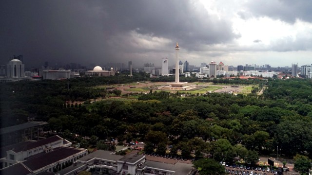 Ilustrasi Cuaca Buruk di Jakarta. Foto: Iqbal Firdaus/kumparan