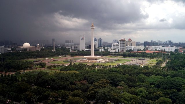 Ilustrasi Cuaca Buruk di Jakarta. Foto: Iqbal Firdaus/kumparan