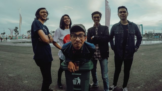 White Alice Segera Luncurkan Album Perdana | kumparan.com