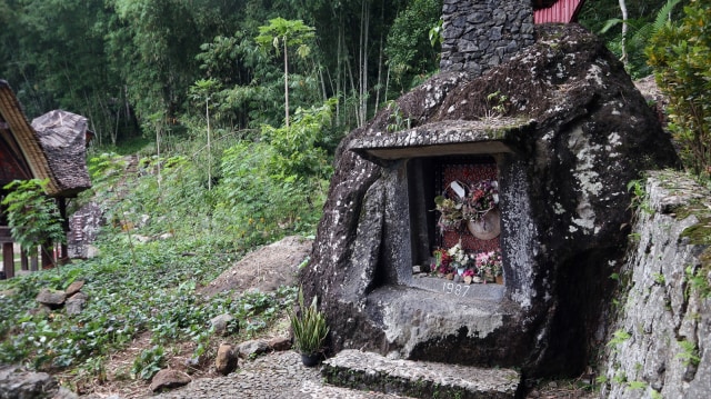 Bori Kalimbuang, Situs Batu Berdiri ala Toraja yang Mirip Stonehenge (928610)