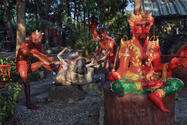 Salah Satu Patung di Wat Mae Kaet Noi Foto: Flickr / David Clay