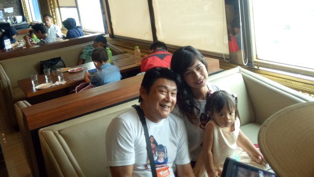 Willy Dozan Cerita Keakraban Mantan Istri dengan Anak-anaknya (141147)