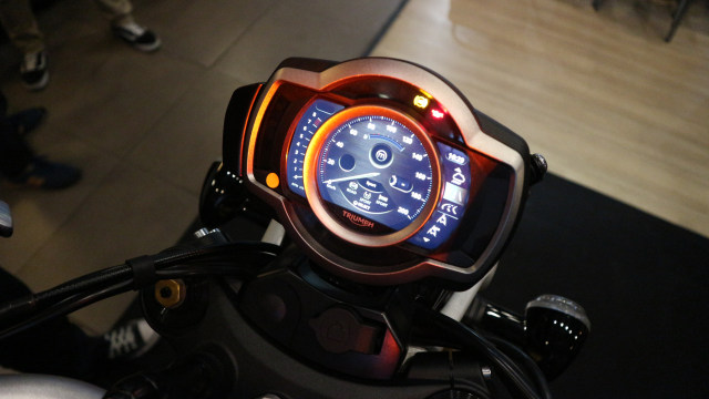 Otomotif, triumph, sepeda motor, motor baru