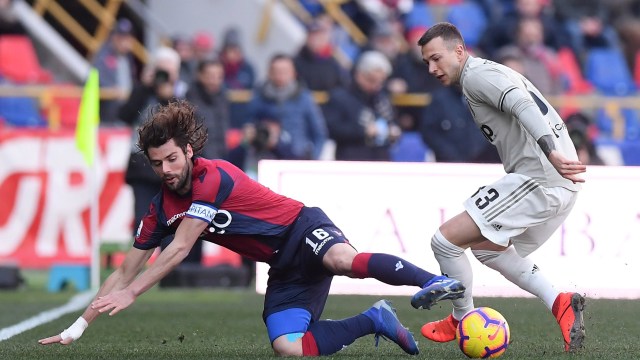 Pertandingan antara Bologna melawan Juventus. Foto: REUTERS/Alberto Lingria