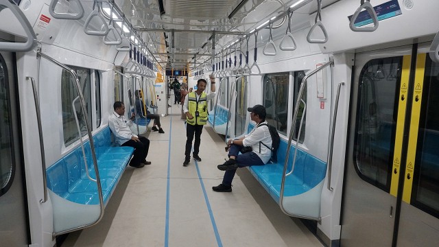 Kondisi Kereta Mass Rapid Transit (MRT) Jakarta, Senin (25/2). Foto: Irfan Adi Saputra/kumparan