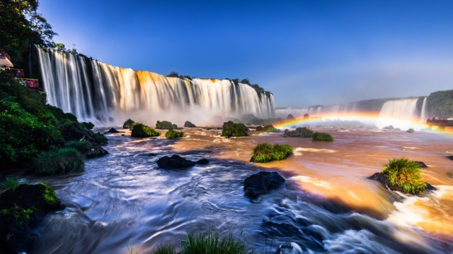 Air Terjun Iguazu di Taman Nasional Iguazu, Argentina Foto: Shutter Stock